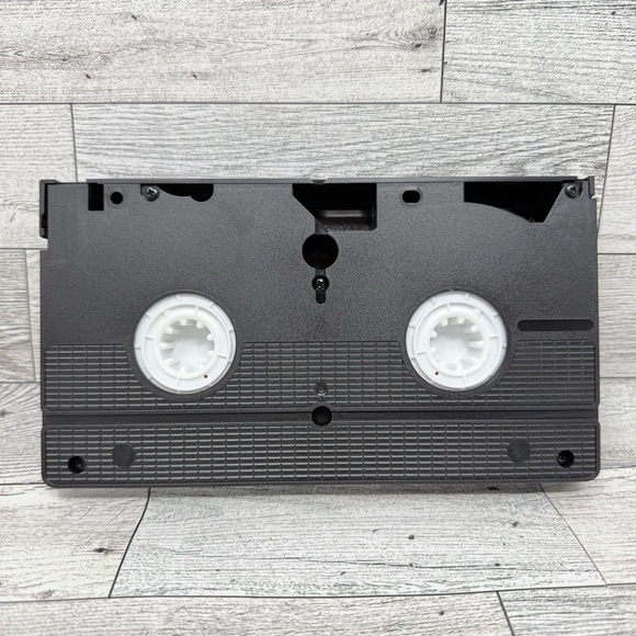 Dirty Dancing VHS Tape - Picture 4 of 4